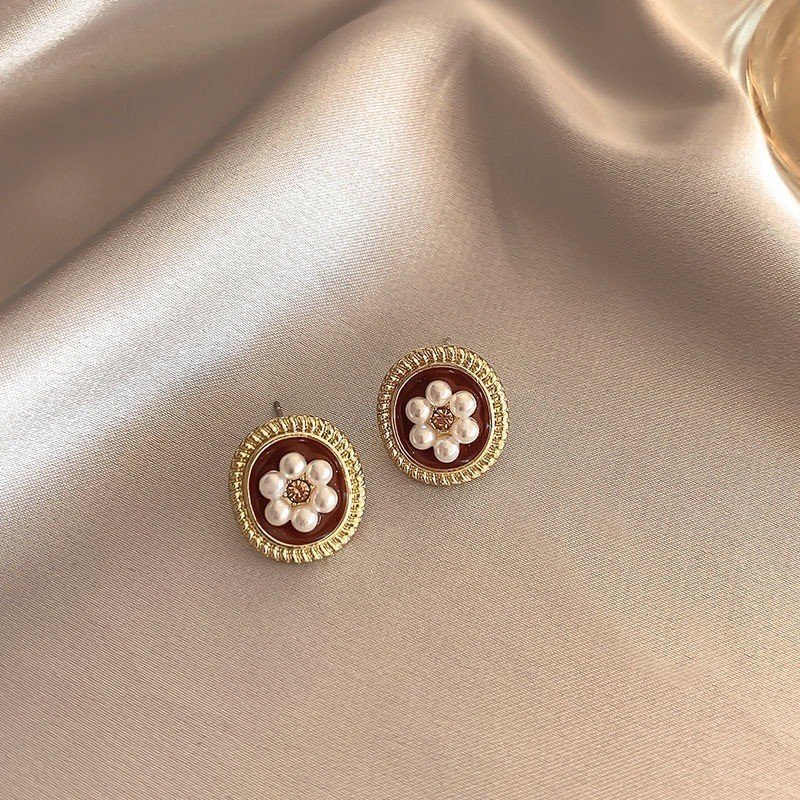 Oval Studs